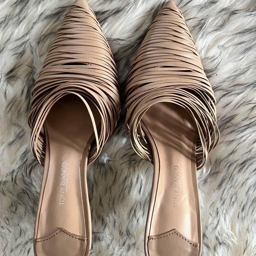 Brand new 6.5 Tony Bianco Erika Skin Capretto mules